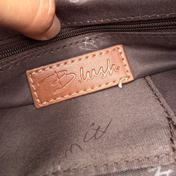 Blush Light Blue Crossbody Bag - Picture 4 of 8